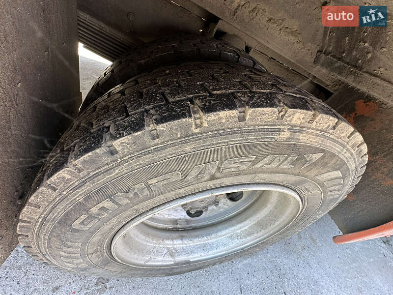 Пригородный автобус ЗИЛ 5301 пасс. 2005 в Одессе