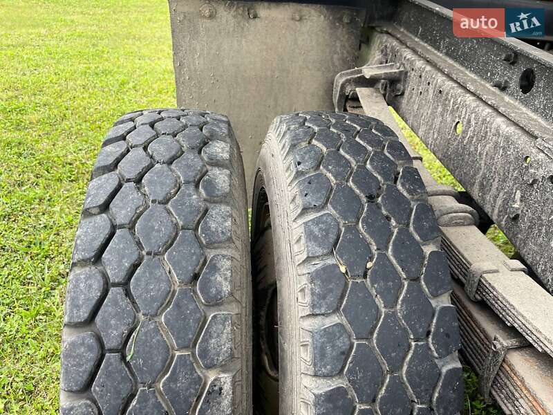 Самосвал ЗИЛ ММЗ 554 1990 в Богородчанах