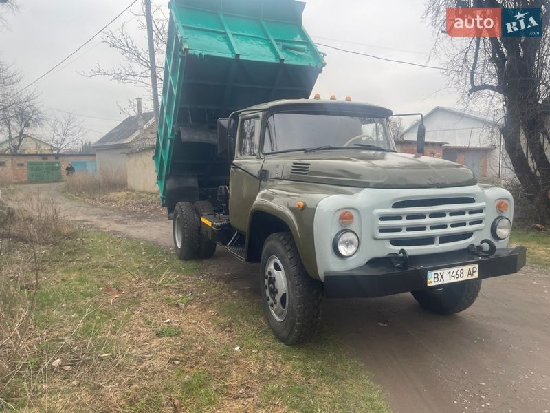 Самоскид ЗИЛ ММЗ 554 1990 в Гнівані