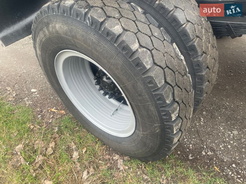 Самоскид ЗИЛ ММЗ 554 1990 в Гнівані