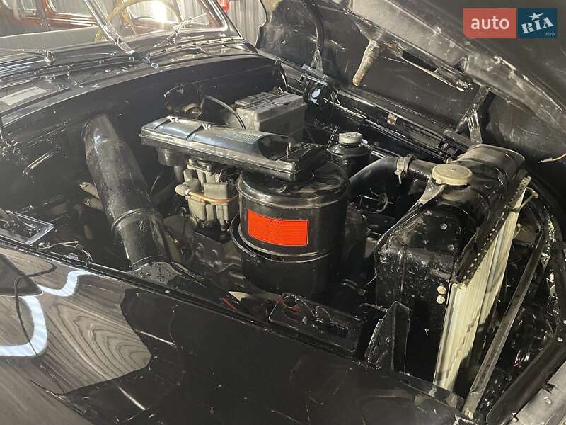 Седан ЗИМ 12 1955 в Киеве фото 21 Седан ЗИМ 12 1955 в Киеве