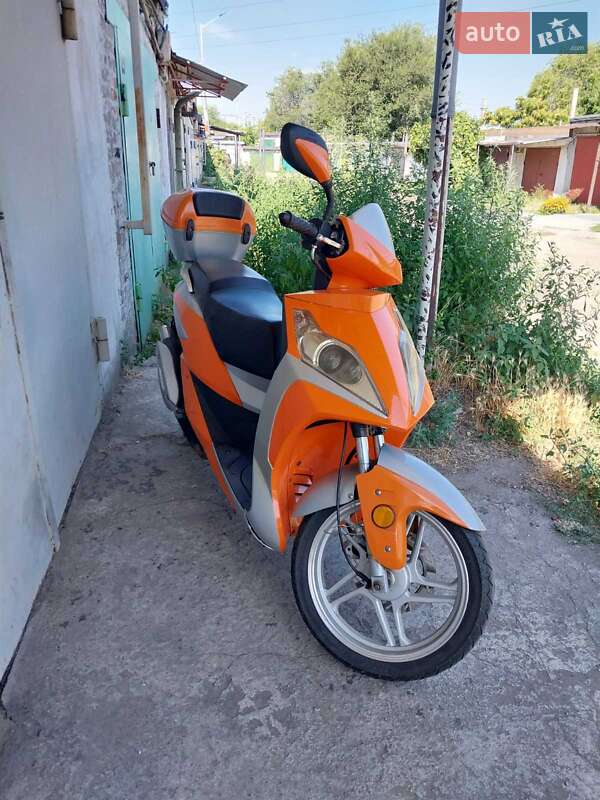 Скутер Zongshen ZN 2007 в Днепре