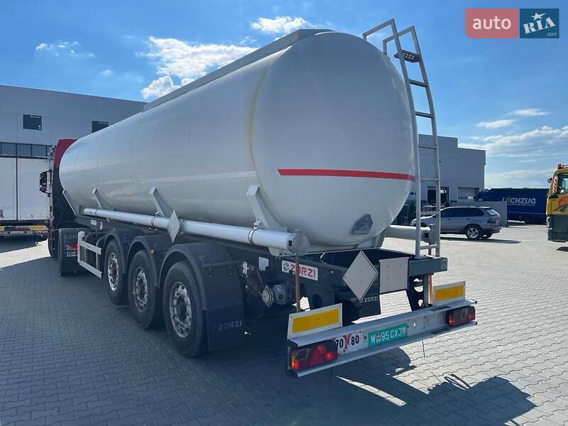 Цистерна полуприцеп Zorzi 36S 2008 в Виннице