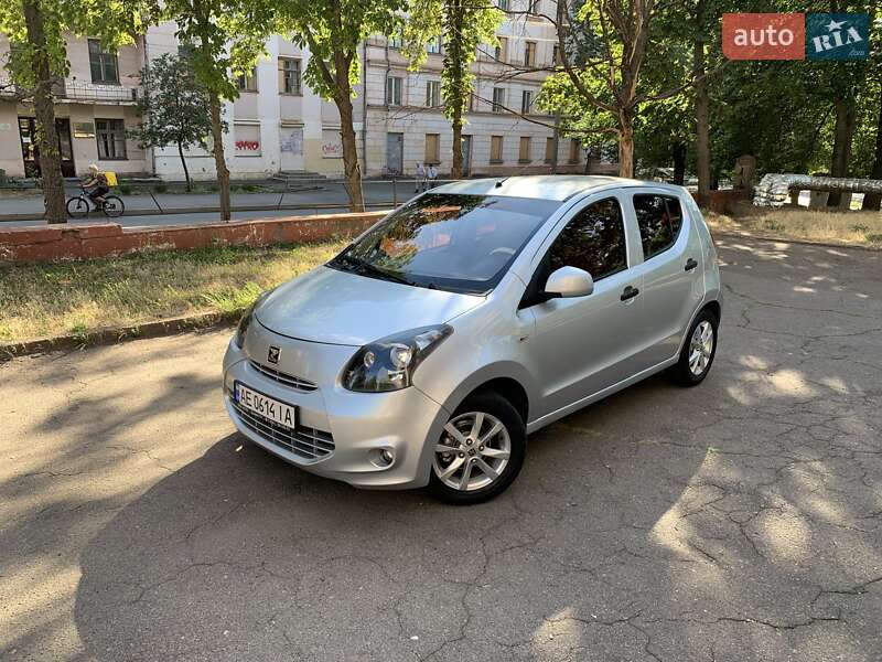 Хетчбек Zotye Z100 2015 в Кривому Розі фото 14 Хетчбек Zotye Z100 2015 в Кривому Розі