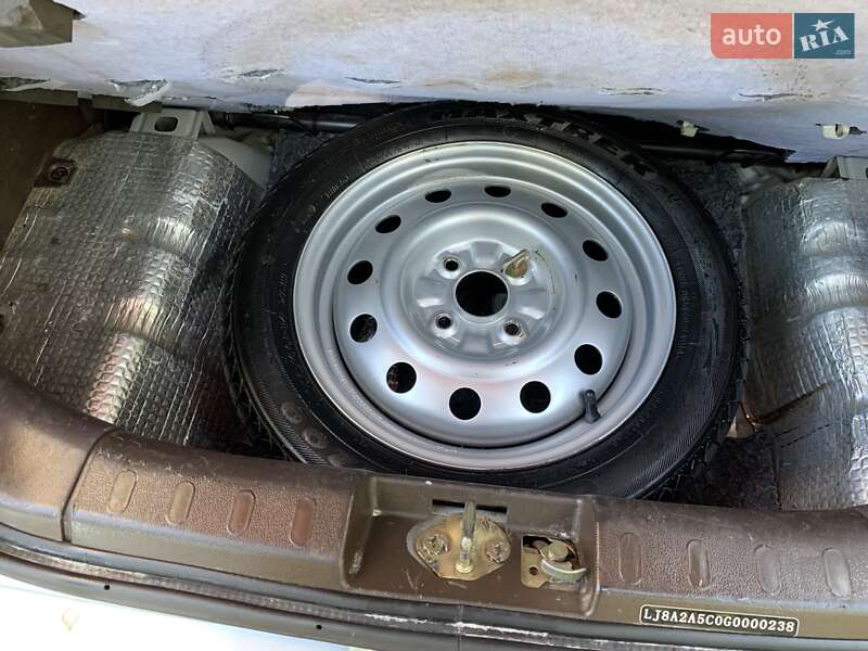 Хетчбек Zotye Z100 2015 в Кривому Розі фото 36 Хетчбек Zotye Z100 2015 в Кривому Розі