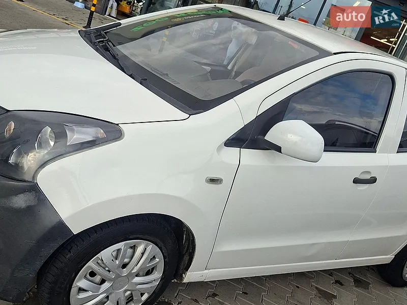 Zotye Z100