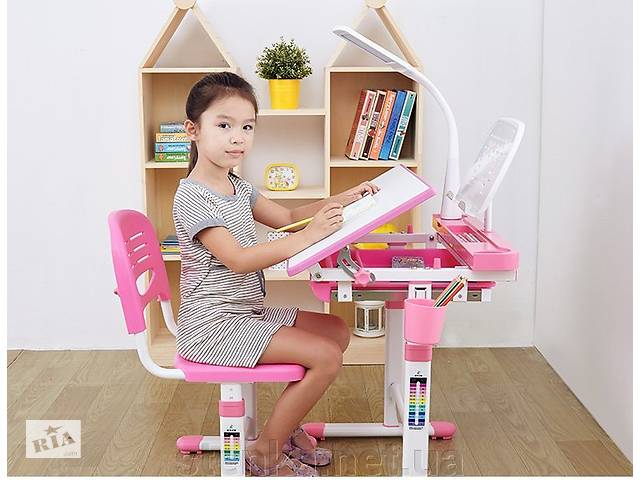 Детская парта со стульчиком Cantare Pink. лампа+подставка. Стол и стул. Доставка