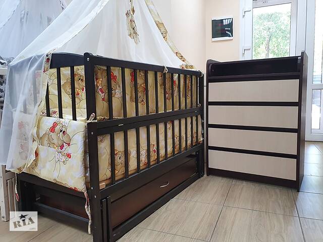 Акция! Комплект: комод пеленальный, кроватка маятник, матрас кокос, постель