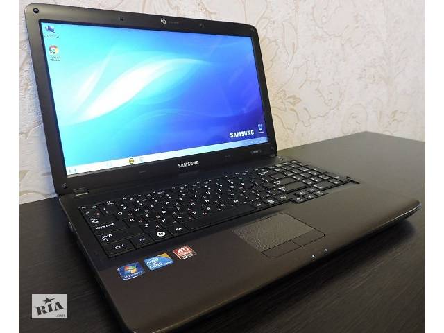 Надежный ноутбук Samsung R540 (тянет танки).