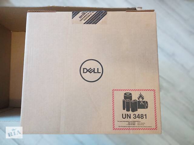 Ноутбук DELL Inspiron