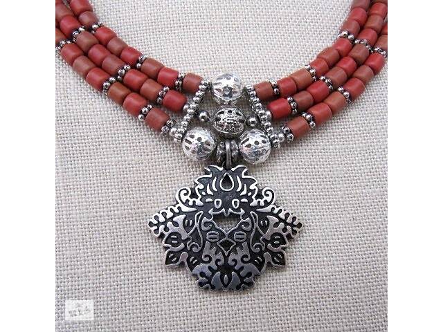 Колье, серьги