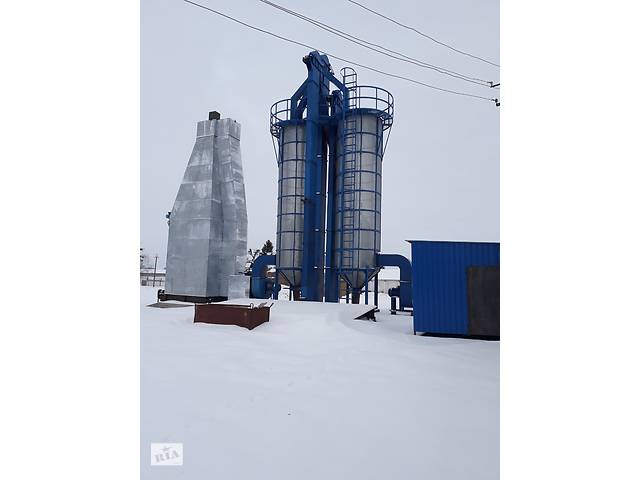 Потрібен на роботу слюсар