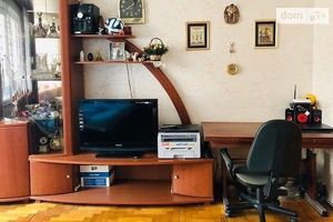 Продается 3-комнатная квартира 65 кв. м в Тернополе