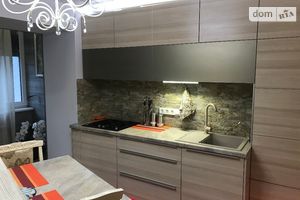 Продається 2-кімнатна квартира 50 кв. м у Дніпрі