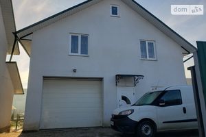 Продается дом на 2 этажа 140 кв. м с мансардой