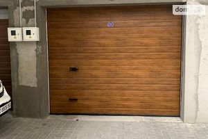 Продается бокс в гаражном комплексе под легковое авто на 17.5 кв. м