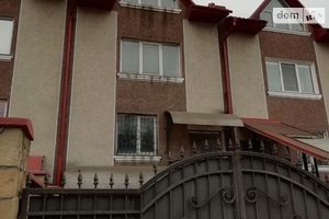 Продается дом на 2 этажа 260 кв. м с верандой