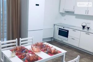 Сдается в аренду 3-комнатная квартира 90 кв. м в Киеве