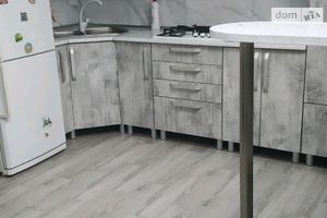 Продается 3-комнатная квартира 85.7 кв. м в Тернополе