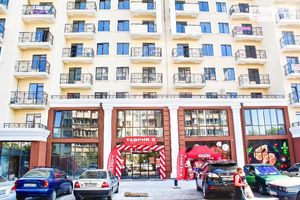Продается 3-комнатная квартира 131 кв. м в Одессе