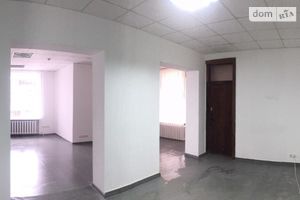 Продается нежилое помещение в жилом доме 260 кв.м