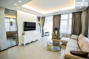 Продается 4-комнатная квартира 160 кв. м в Киеве