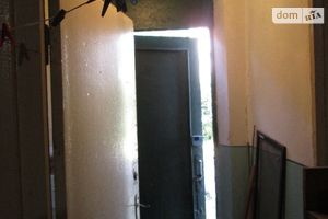 Продається приміщення вільного призначення 19 кв. м в 10-поверховій будівлі