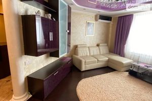 Продается 2-комнатная квартира 67 кв. м в Тернополе