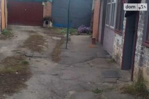 Продается часть дома 30 кв. м с беседкой