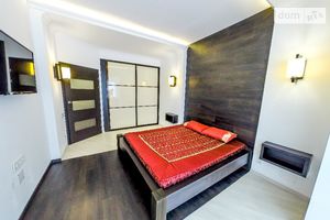 Сдается в аренду 2-комнатная квартира 65 кв. м в Одессе
