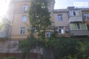 Продається 4-кімнатна квартира 81 кв. м у Дніпрі