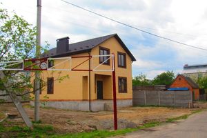 Продается дом на 2 этажа 130 кв. м с верандой