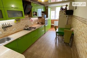 Продається 3-кімнатна квартира 88 кв. м у Тернополі