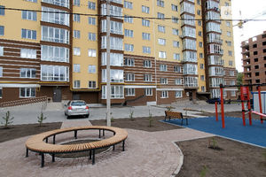 Продається 2-кімнатна квартира 76 кв. м у Хмельницькому