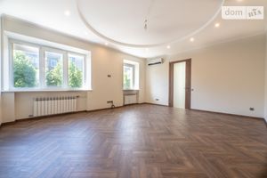 Продається 3-кімнатна квартира 105 кв. м у Харкові