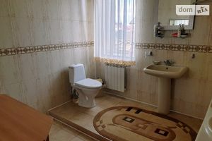 Продается дом на 2 этажа 300 кв. м с участком