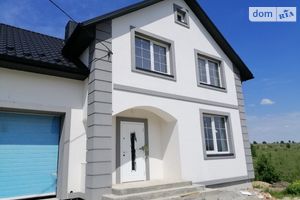 Продается дом на 2 этажа 240 кв. м с бассейном