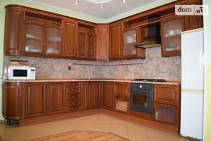 Продается дом на 2 этажа 155 кв. м с верандой