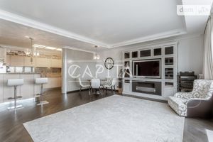 Сдается в аренду 4-комнатная квартира 160 кв. м в Киеве