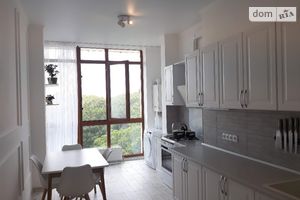 Продається 2-кімнатна квартира 73 кв. м у Одесі