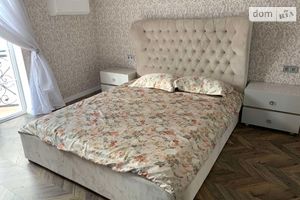 Продається будинок 2 поверховий 211 кв. м з садом