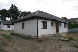 Продается одноэтажный дом 98 кв. м с мансардой