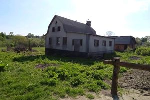 Продается одноэтажный дом 120 кв. м с беседкой