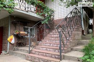 Продается дом на 2 этажа 210 кв. м с баней/сауной