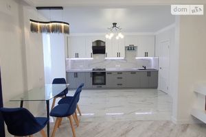 Продается 3-комнатная квартира 95 кв. м в Виннице