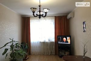 Продається 2-кімнатна квартира 44.5 кв. м у Одесі