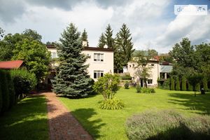 Продается дом на 2 этажа 200 кв. м с гаражом