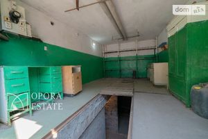 Продається місце в гаражному кооперативі під легкове авто на 24 кв. м