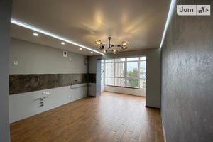 Продается 2-комнатная квартира 65 кв. м в Ивано-Франковске