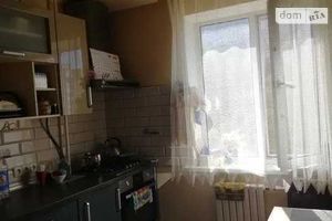 Продается 1-комнатная квартира 36 кв. м в Полтаве